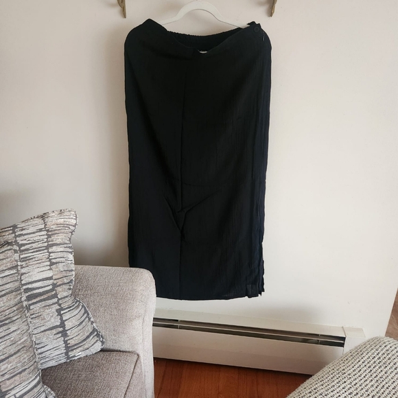 Maxi Skirt 2pc Set: black sleeveless top and long skirt - Picture 5 of 5